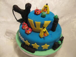 Angry-Birds-Cake