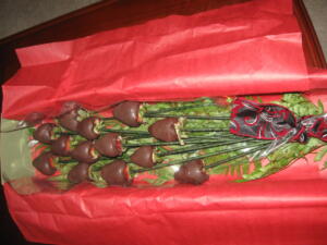 Chocolate-Strawberries-Bouquet